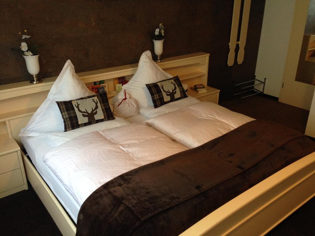 Mosel-Pension Gaestehaus Christiane, Brodenbach Rom bilde