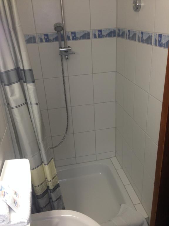 Mosel-Pension Gaestehaus Christiane, Brodenbach Rom bilde